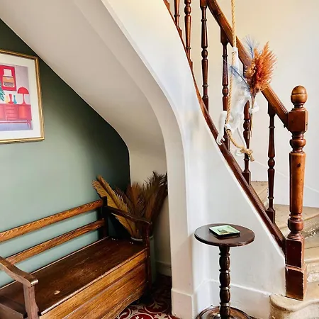 Maison Au Coeur D'une Ancienne Ferme A Bayeux