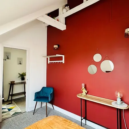 Maison Au Coeur D'une Ancienne Ferme A Bayeux *