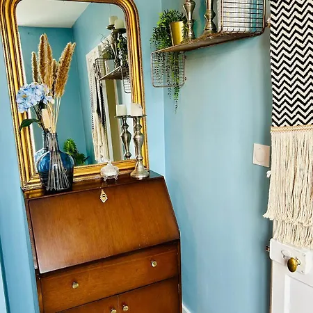 Maison Au Coeur D'une Ancienne Ferme A Bayeux بيت للعطل *