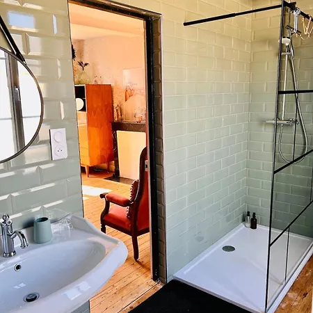 Maison Au Coeur D'une Ancienne Ferme A Bayeux Monceaux-en-Bessin