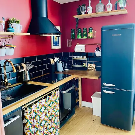 Maison Au Coeur D'une Ancienne Ferme A Bayeux